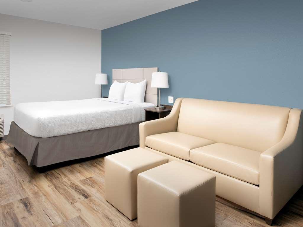Extended Stay America Select Suites - Charlotte - Northlake Room photo